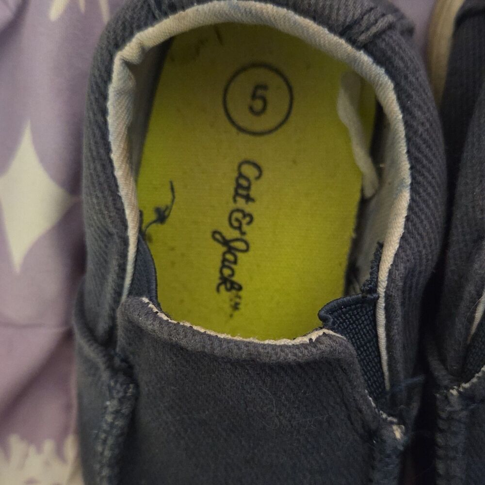 Cat & Jack Navy Slip-On Canvas Baby Shoes Unisex Size 5 - Picture 2 of 4